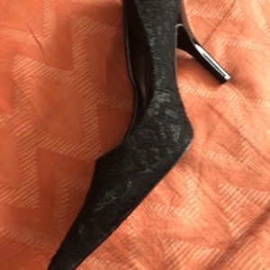 Black Lace Pump